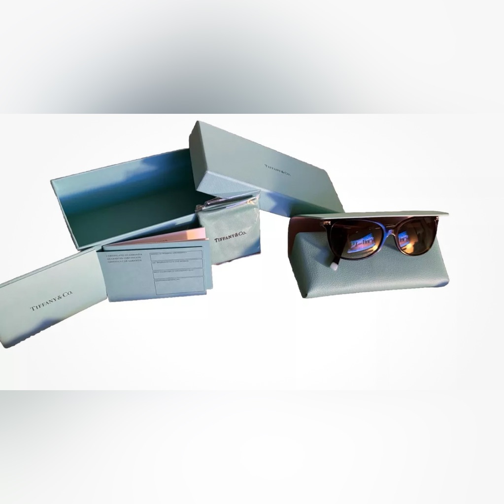 Tiffany & Co. Tf 2221 Havana On Blue Sunglasses New Authentic